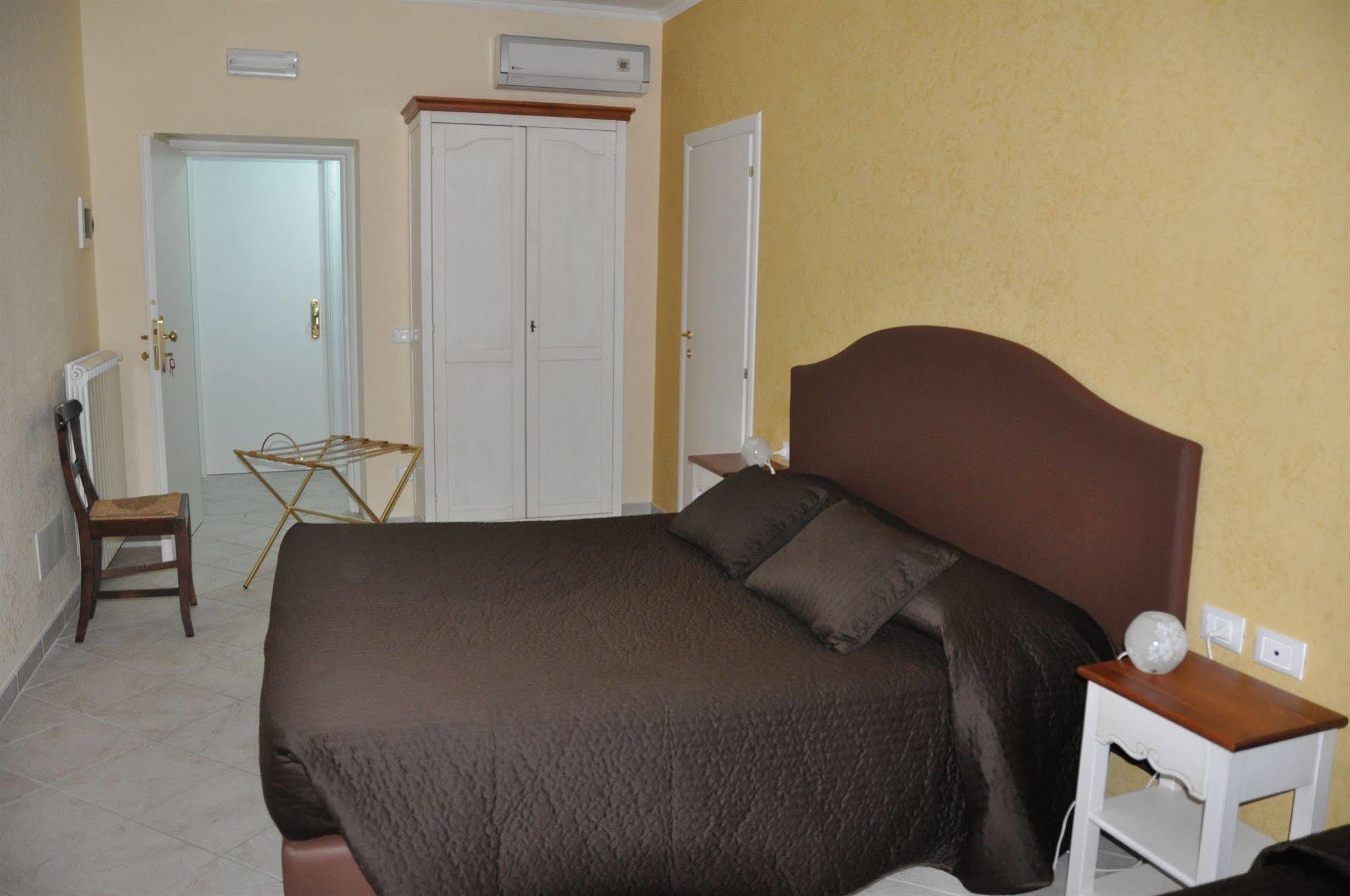 Re Monti 3* Roma